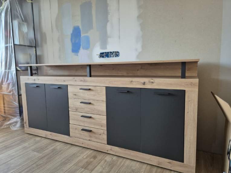 Komoda belgijskiego producenta